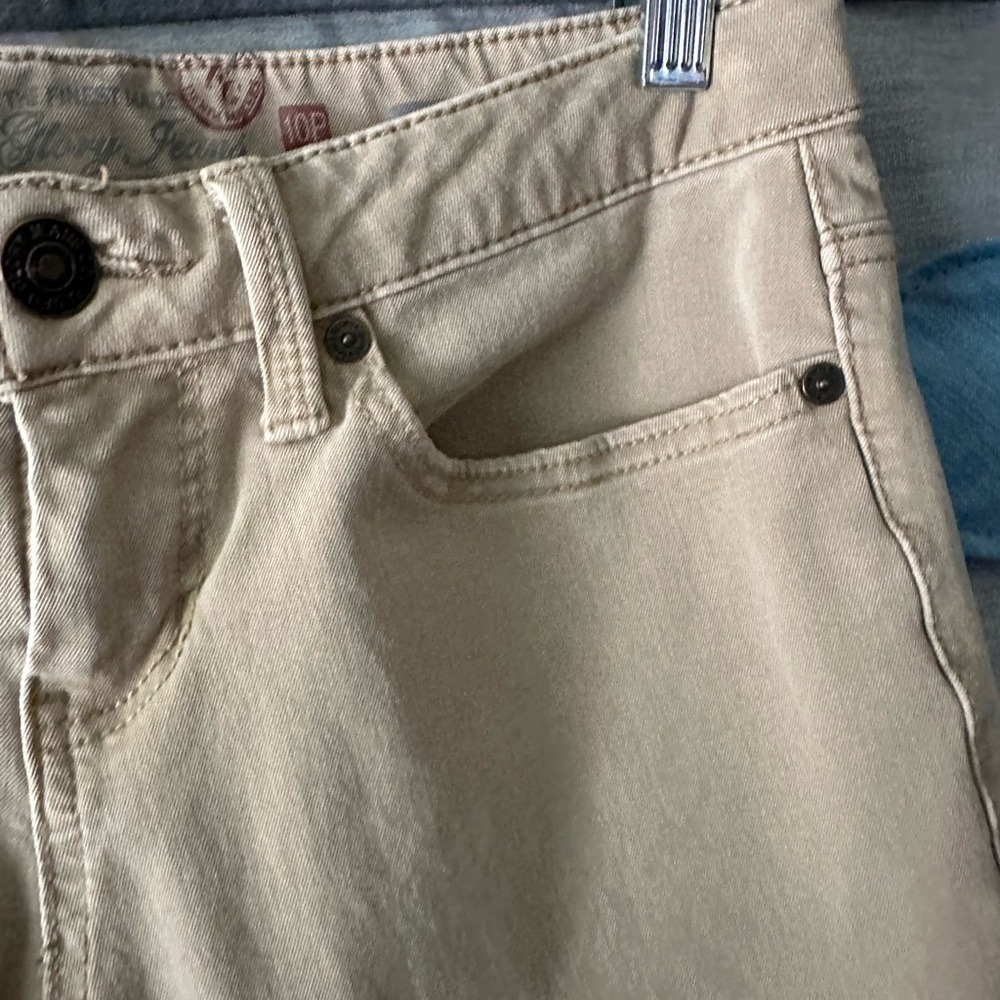 Faded Glory Women’s 10 Petite Ultimate Bootcut Tan Jeans - Picture 8 of 16